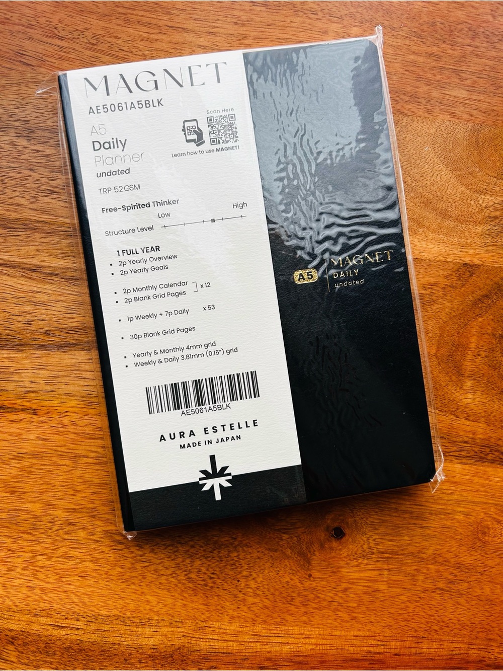 New unopened Aura Estelle Undated A5 Planner
